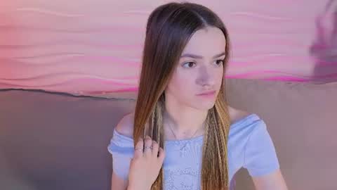 Snapshot of elizzza_ chatting on 07-09-26, 05:11 elizzza_ online show from 07-09-26, 05:11