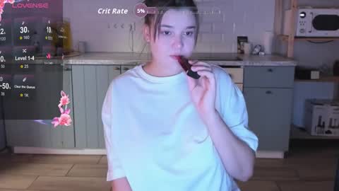 Lina online show from 11-16-25, 01:33