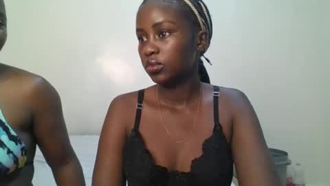 ella8_ online show from 06-28-26, 06:41