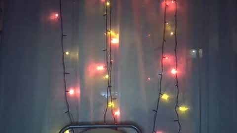 Snapshot of ella_awesome33 chatting on 02-10-26, 08:46 ella_awesome33 online show from 02-10-26, 08:46