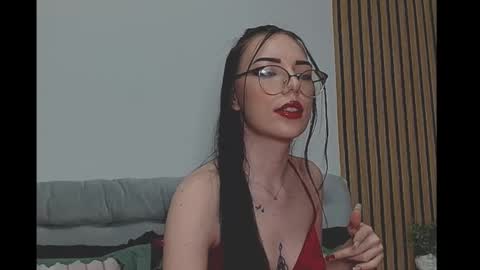 Chloe online show from 12-14-25, 12:38