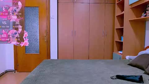 Ella  online show from 11-03-25, 06:47