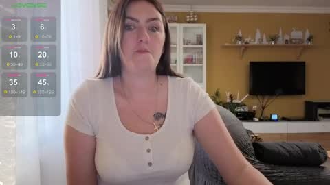 Snapshot of ella_max_live chatting on 03-16-26, 06:17 Ella Max online show from 03-16-26, 06:17