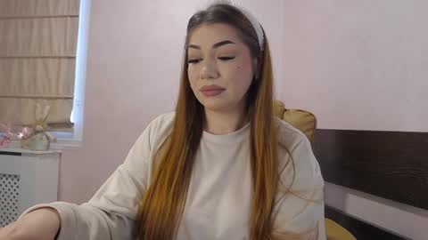 Ella online show from 04-06-26, 04:46