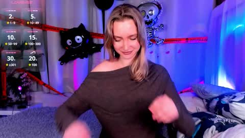 Ella online show from 10-27-25, 03:49