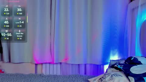 Ella online show from 11-30-25, 02:43