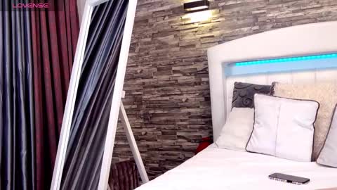 Snapshot of ellacharmx chatting on 02-02-25, 03:21 Ella online show from 02-02-25, 03:21