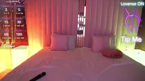 Ella online show from 11-04-25, 11:15