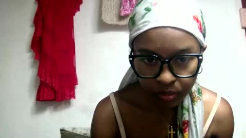 Snapshot of ellah245 chatting on 02-02-26, 02:54 ellah245 online show from 02-02-26, 02:54