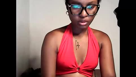 ellah245 online show from 04-06-26, 10:00