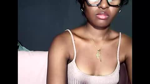 ellah245 online show from 05-21-26, 09:44