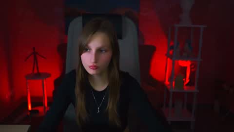 Snapshot of ellahorton chatting on 01-30-25, 05:17 Ella online show from 01-30-25, 05:17