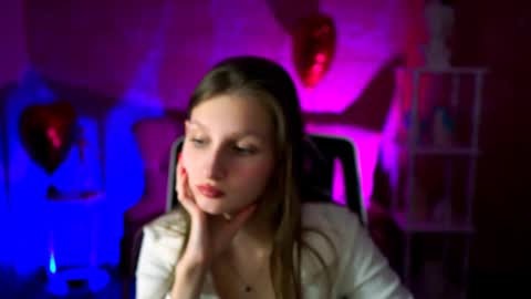 Snapshot of ellahorton chatting on 03-03-25, 12:27 Ella online show from 03-03-25, 12:27