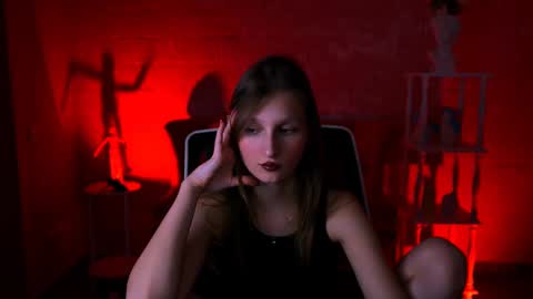 Snapshot of ellahorton chatting on 03-12-25, 01:51 Ella online show from 03-12-25, 01:51