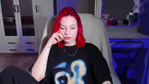 ellales online show from 04-07-26, 08:48