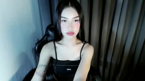 ella online show from 12-04-25, 02:48