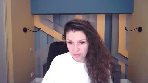 EllaLongs online show from 02-11-26, 12:32