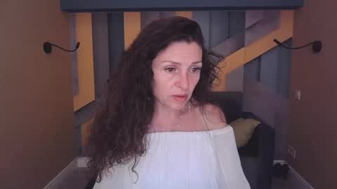 Snapshot of ellalongs chatting on 06-09-26, 11:55 EllaLongs online show from 06-09-26, 11:55