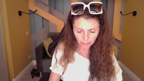 Snapshot of ellalongs chatting on 07-16-26, 11:27 EllaLongs online show from 07-16-26, 11:27