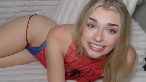 Snapshot of ellalowe chatting on 05-21-26, 11:12 ellalowe online show from 05-21-26, 11:12