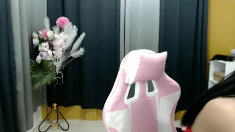 ELLA online show from 03-20-26, 03:39