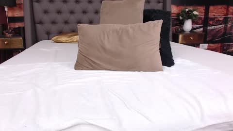 Elle online show from 12-05-25, 04:54