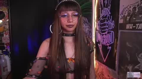 follow me on instagram .    online show from 10-22-25, 03:23