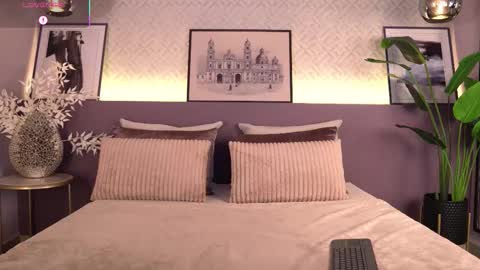 Snapshot of ellediane chatting on 03-02-26, 12:24 Elle Diane online show from 03-02-26, 12:24