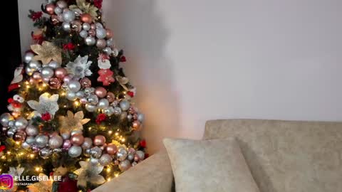 Yiss online show from 12-08-24, 03:00