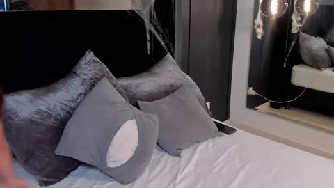 Ellen  online show from 11-02-25, 09:22