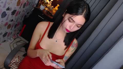 Snapshot of ellenawalter chatting on 01-06-25, 11:40 ellenawalter online show from 01-06-25, 11:40