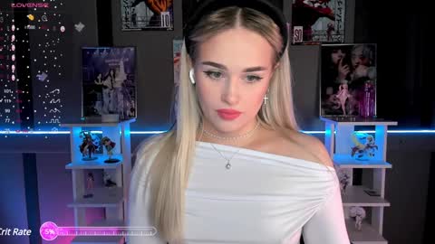 Snapshot of ellensoftt chatting on 12-08-24, 05:33 Maria online show from 12-08-24, 05:33