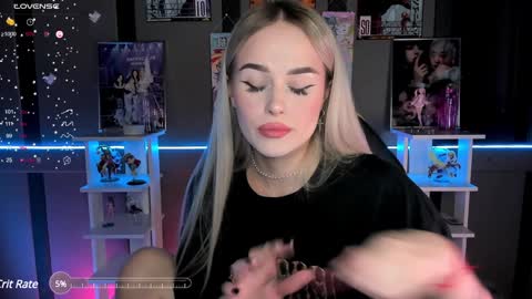 Snapshot of ellensoftt chatting on 12-10-24, 05:55 Maria online show from 12-10-24, 05:55