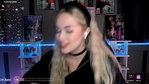 Snapshot of ellensoftt chatting on 12-29-24, 08:04 Maria online show from 12-29-24, 08:04