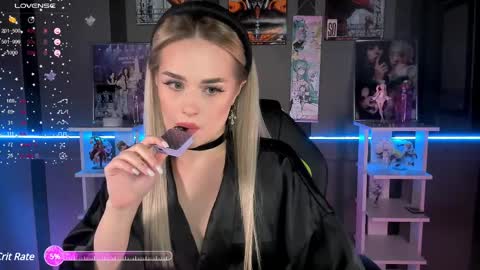 Snapshot of ellensoftt chatting on 02-18-25, 05:10 Maria online show from 02-18-25, 05:10