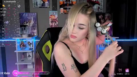 Snapshot of ellensoftt chatting on 03-04-25, 04:41 Maria online show from 03-04-25, 04:41