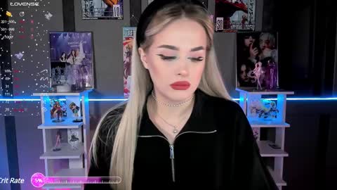 Snapshot of ellensoftt chatting on 03-06-25, 05:11 Maria online show from 03-06-25, 05:11