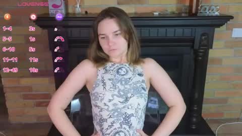 Snapshot of ellie_babyy chatting on 07-09-26, 08:40 Ellie online show from 07-09-26, 08:40