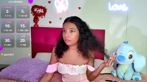 ellie_cute7 online show from 07-23-26, 07:45