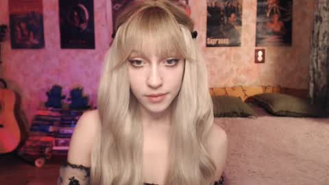 ellie_friendly online show from 02-03-25, 11:26