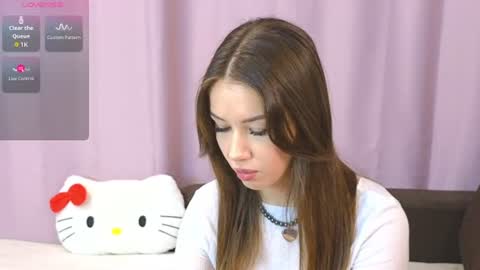 Snapshot of ellie_miller_ chatting on 06-28-26, 06:47 ellie online show from 06-28-26, 06:47