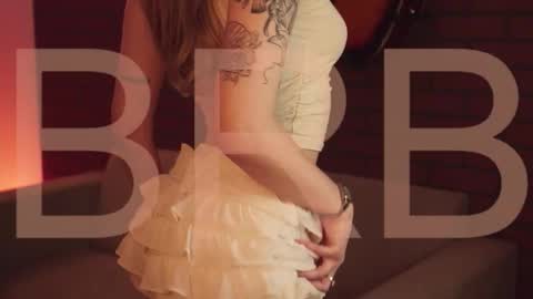 elliecutes online show from 11-03-25, 05:09