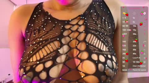elliee_alves online show from 04-22-26, 05:36