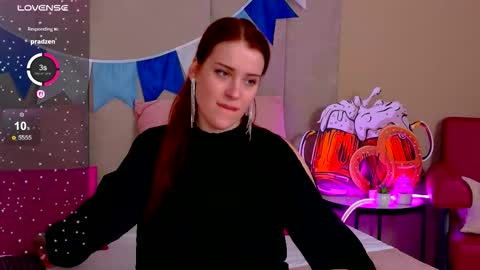 EllieLarson online show from 09-27-25, 06:13