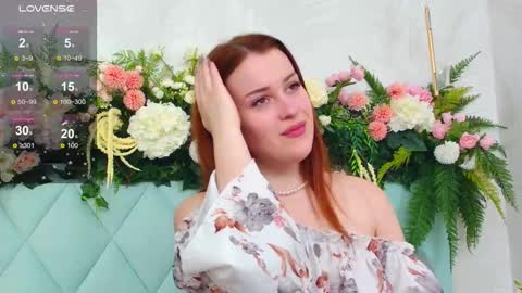 EllieLarson online show from 10-09-25, 05:11