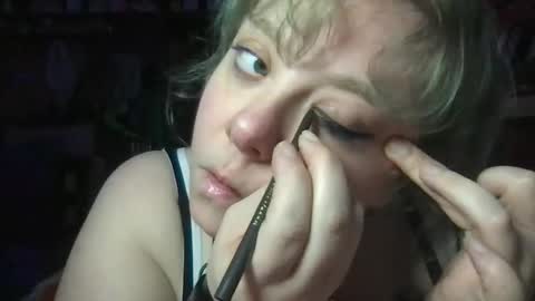 Ellie Louise online show from 04-03-26, 07:34