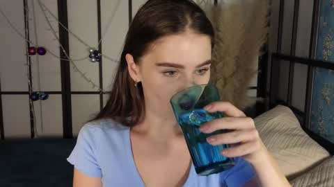 just Emily  online show from 01-11-25, 12:29