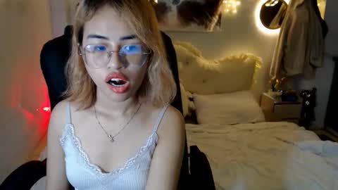 ellieyun online show from 09-23-25, 01:03