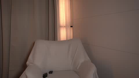 Caroline-ellin online show from 03-10-25, 08:01