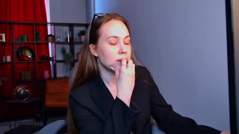 Elin online show from 03-27-26, 11:43